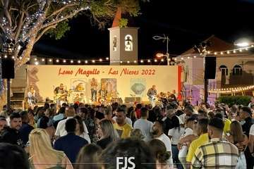 Concierto de tres bandas en la Plaza de Las Nieves en Lomo Magullo/Francisco Javier Santana.